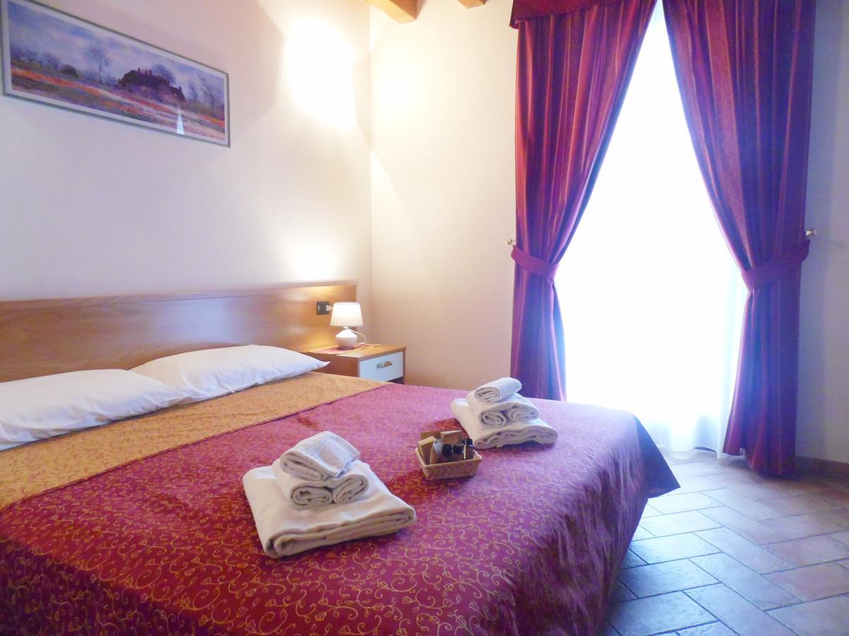 Hotel Agli Ulivi Valeggio sul Mincio Dış mekan fotoğraf