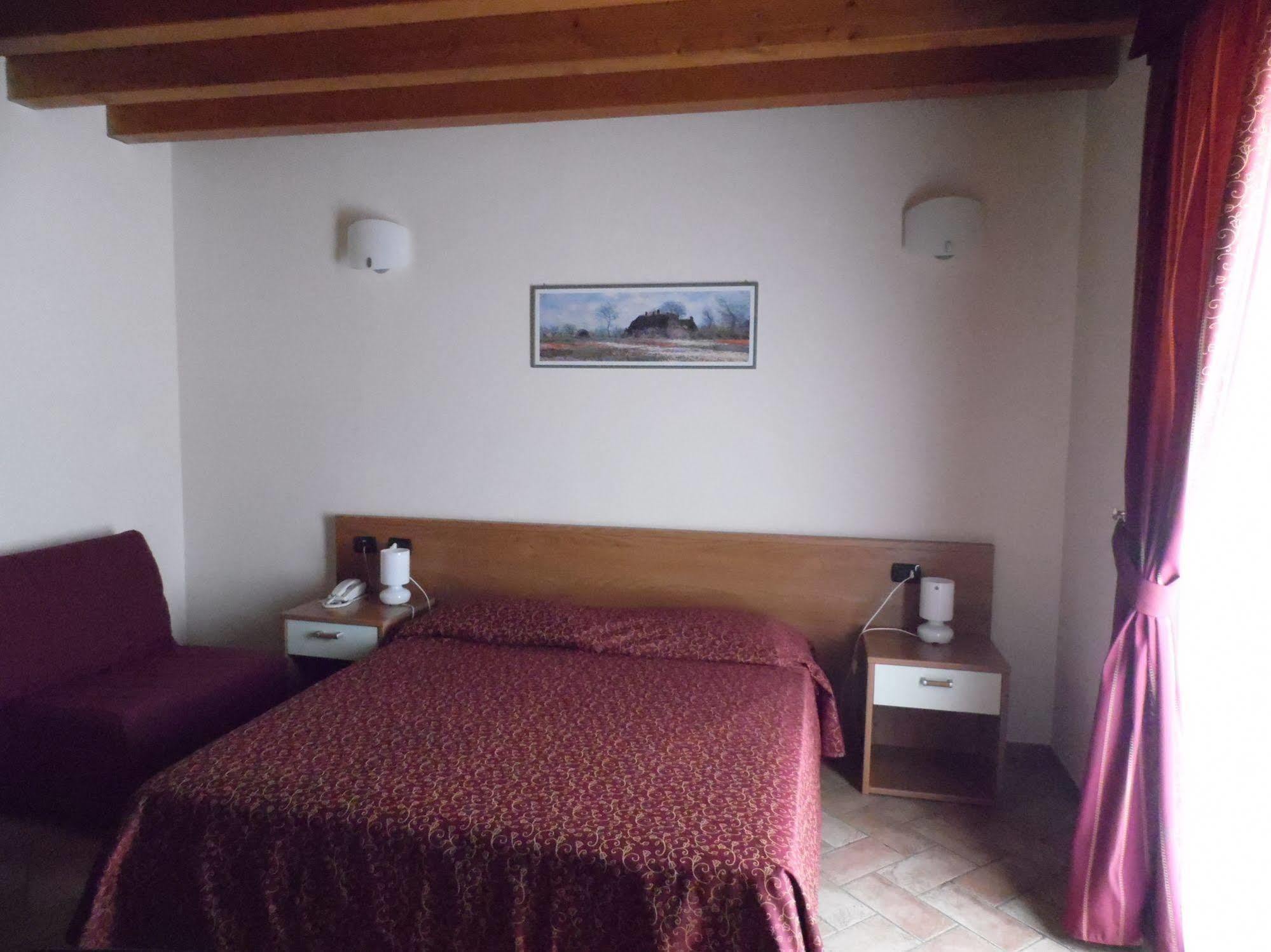Hotel Agli Ulivi Valeggio sul Mincio Dış mekan fotoğraf